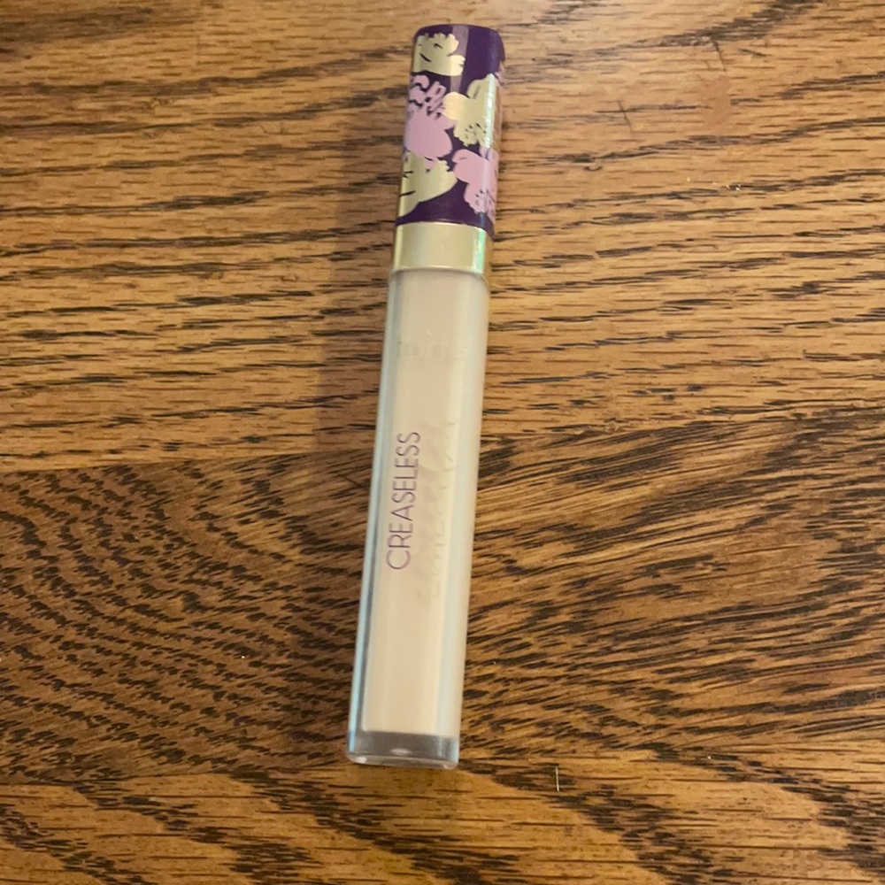 Tarte creaseless concealer